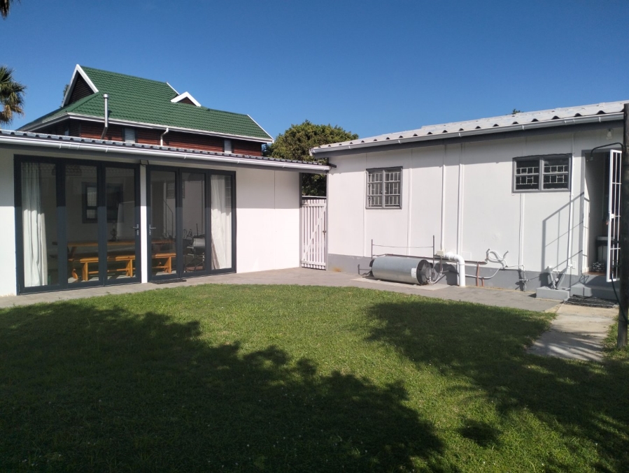 To Let 3 Bedroom Property for Rent in Die Eiland Western Cape